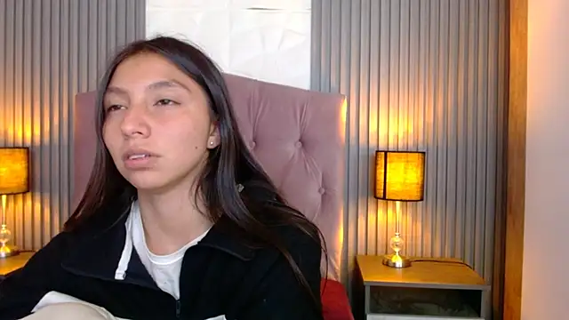 Snapshot of kendall_saenz chatting on March 2025 08:05:02 PM kendall saenz online show from March 2025 08:05:02 PM