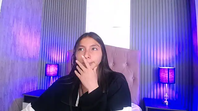 Snapshot of kendall_saenz chatting on March 2025 07:44:02 PM kendall saenz online show from March 2025 07:44:02 PM