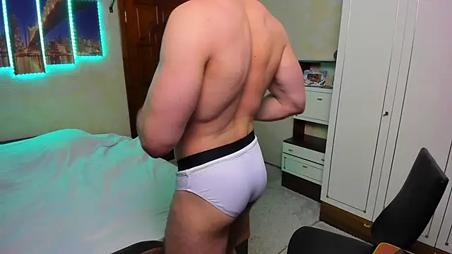 Alex Brown  online show from June 2026 09:51:02 PM