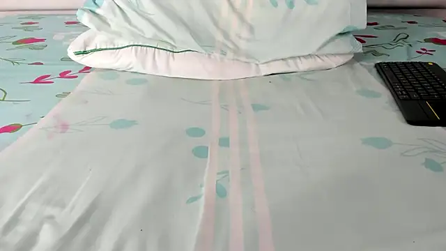 maybelline69 online show from November 2025 10:04:02 AM