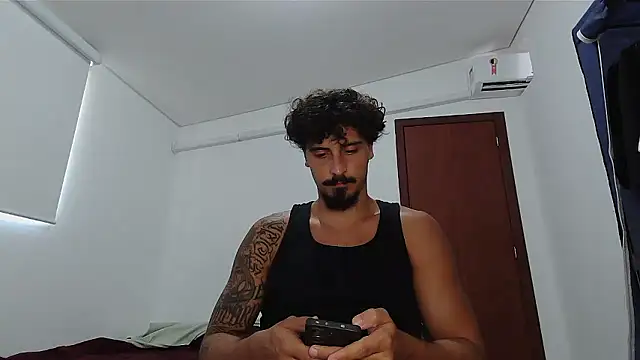 milkoffe online show from February 2026 02:02:02 PM