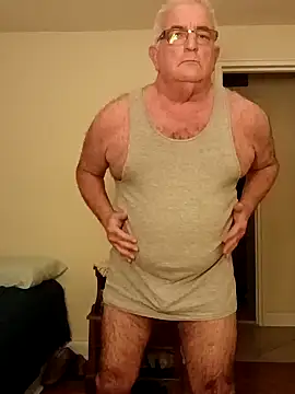 Snapshot of ShoreCock chatting on December 2024 10:08:02 PM ShoreCock online show from December 2024 10:08:02 PM