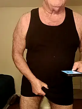 Snapshot of ShoreCock chatting on December 2024 11:18:02 AM ShoreCock online show from December 2024 11:18:02 AM