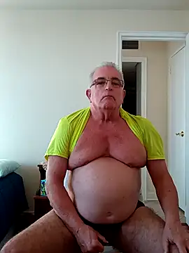 Snapshot of ShoreCock chatting on December 2024 02:04:01 PM ShoreCock online show from December 2024 02:04:01 PM