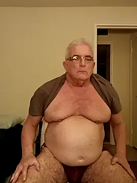 Snapshot of ShoreCock chatting on December 2024 03:33:02 AM ShoreCock online show from December 2024 03:33:02 AM