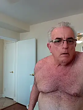 Snapshot of ShoreCock chatting on February 2025 02:25:01 PM ShoreCock online show from February 2025 02:25:01 PM