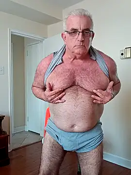 Snapshot of ShoreCock chatting on March 2025 06:33:01 PM ShoreCock online show from March 2025 06:33:01 PM