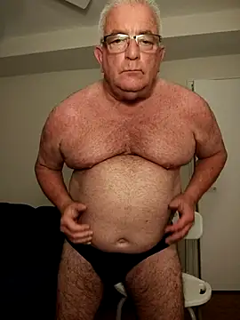 Snapshot of ShoreCock chatting on October 2025 06:34:01 AM ShoreCock online show from October 2025 06:34:01 AM