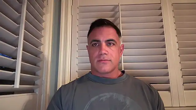 Snapshot of Bad_daddy21 chatting on October 2025 01:34:02 PM Bad daddy21 online show from October 2025 01:34:02 PM