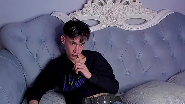 Snapshot of CalvinOwens chatting on January 2025 12:59:01 PM CalvinOwens online show from January 2025 12:59:01 PM