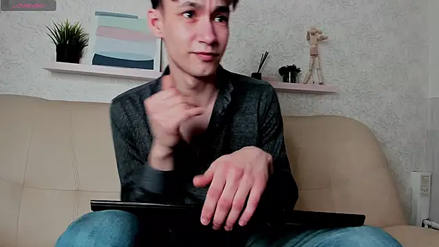 Snapshot of CalvinOwens chatting on February 2025 11:38:02 AM CalvinOwens online show from February 2025 11:38:02 AM