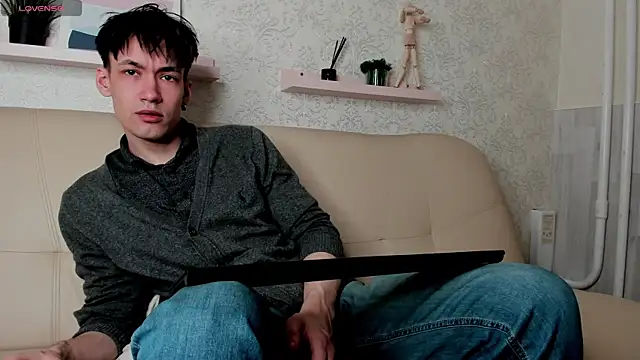 Snapshot of CalvinOwens chatting on February 2025 05:49:02 PM CalvinOwens online show from February 2025 05:49:02 PM