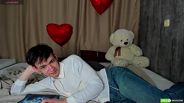 Snapshot of CalvinOwens chatting on February 2025 10:27:02 AM CalvinOwens online show from February 2025 10:27:02 AM