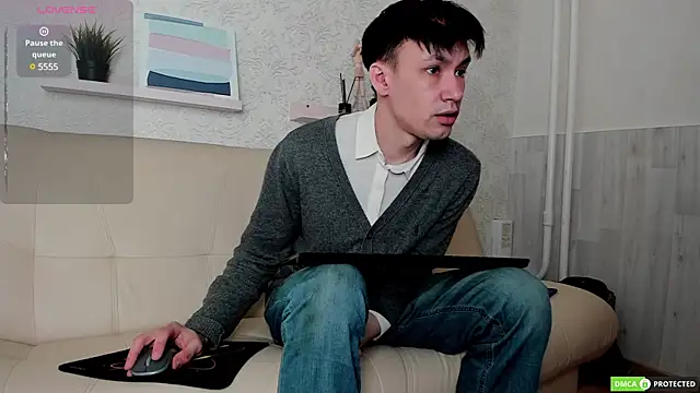 Snapshot of CalvinOwens chatting on February 2025 03:34:02 AM CalvinOwens online show from February 2025 03:34:02 AM