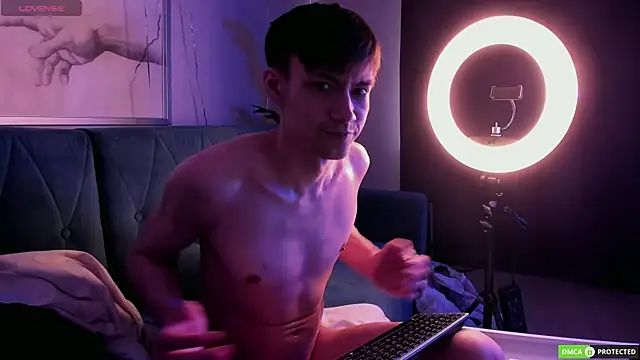 Snapshot of CalvinOwens chatting on February 2025 09:43:02 AM CalvinOwens online show from February 2025 09:43:02 AM