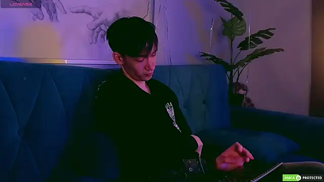 Snapshot of CalvinOwens chatting on February 2025 12:45:02 PM CalvinOwens online show from February 2025 12:45:02 PM