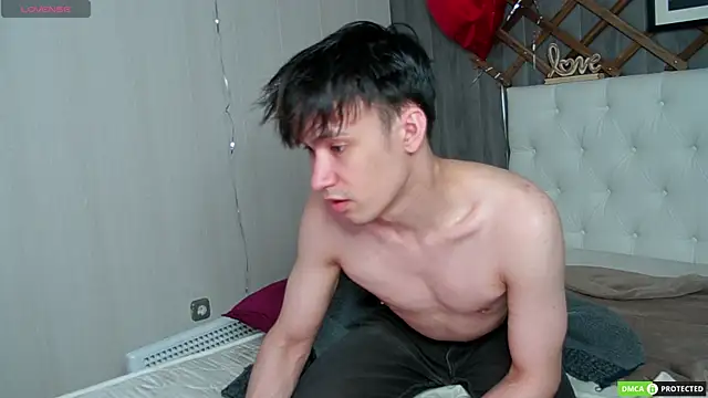 Snapshot of CalvinOwens chatting on March 2025 01:03:01 PM CalvinOwens online show from March 2025 01:03:01 PM