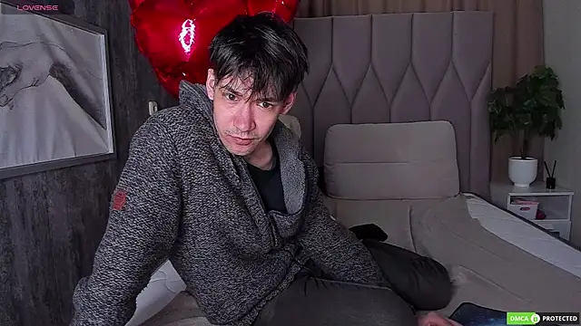 Snapshot of CalvinOwens chatting on March 2025 03:35:01 AM CalvinOwens online show from March 2025 03:35:01 AM