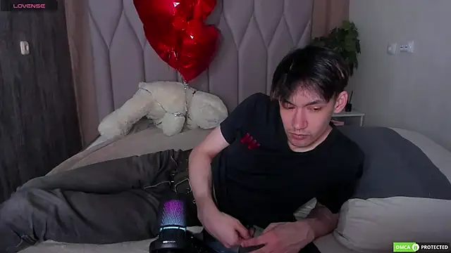 Snapshot of CalvinOwens chatting on March 2025 09:44:02 AM CalvinOwens online show from March 2025 09:44:02 AM