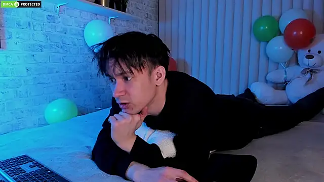 Snapshot of CalvinOwens chatting on March 2025 06:36:01 AM CalvinOwens online show from March 2025 06:36:01 AM