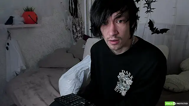 Snapshot of CalvinOwens chatting on October 2025 03:30:01 AM CalvinOwens online show from October 2025 03:30:01 AM