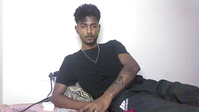 Snapshot of just_fucks chatting on October 2025 07:56:01 PM just fucks online show from October 2025 07:56:01 PM