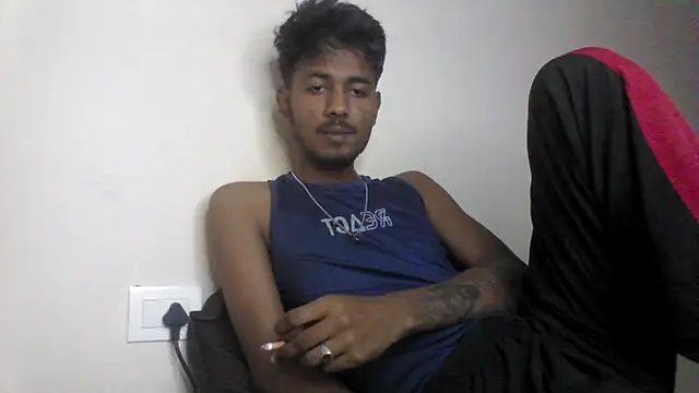 Snapshot of just_fucks chatting on October 2025 05:47:01 PM just fucks online show from October 2025 05:47:01 PM