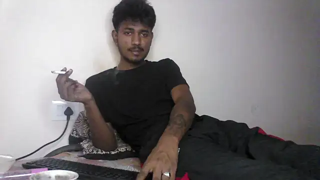 Snapshot of just_fucks chatting on October 2025 09:14:02 PM just fucks online show from October 2025 09:14:02 PM