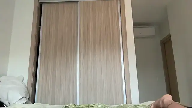 Snapshot of naughtyhollyxxxx chatting on March 2025 04:20:02 PM naughtyhollyxxxx online show from March 2025 04:20:02 PM
