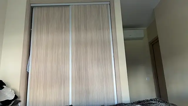 Snapshot of naughtyhollyxxxx chatting on September 2025 07:44:02 AM naughtyhollyxxxx online show from September 2025 07:44:02 AM