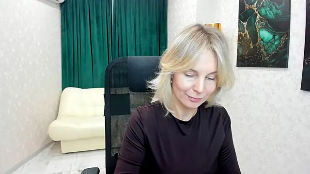 Sinty Devis online show from January 2025 11:23:02 AM