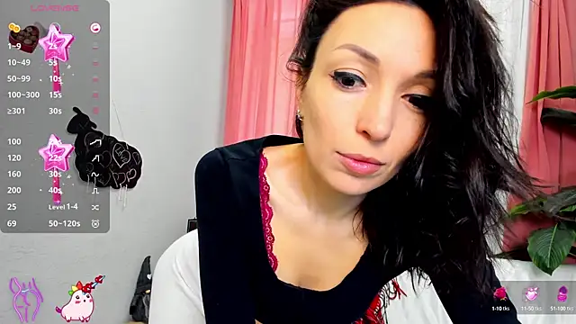 Snapshot of jessica_tiny chatting on February 2025 03:47:02 AM jessica tiny online show from February 2025 03:47:02 AM