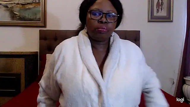OmegaLipps online show from May 2026 05:24:01 AM