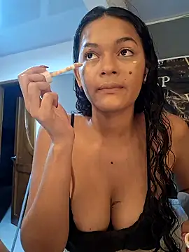 Snapshot of _frida1 chatting on February 2025 12:34:01 PM frida1 online show from February 2025 12:34:01 PM
