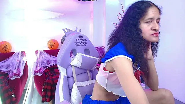 Snapshot of Alice_candace chatting on November 2025 08:22:02 PM Alice candace online show from November 2025 08:22:02 PM