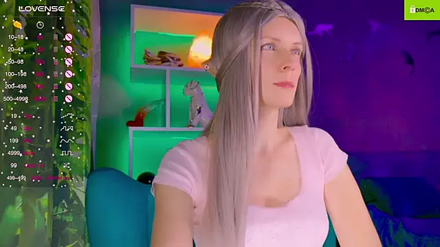 Snapshot of Flash_Summer chatting on October 2025 12:11:01 AM Flash Summer online show from October 2025 12:11:01 AM