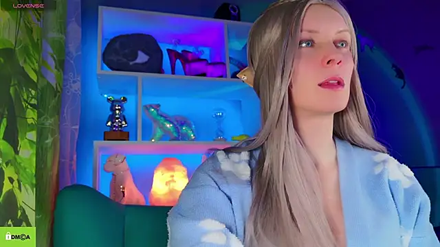 Flash Summer online show from February 2026 01:03:02 AM