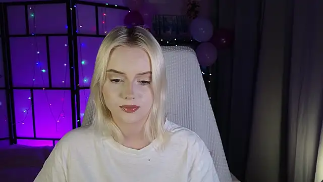ImBonBon online show from May 2026 01:25:02 AM