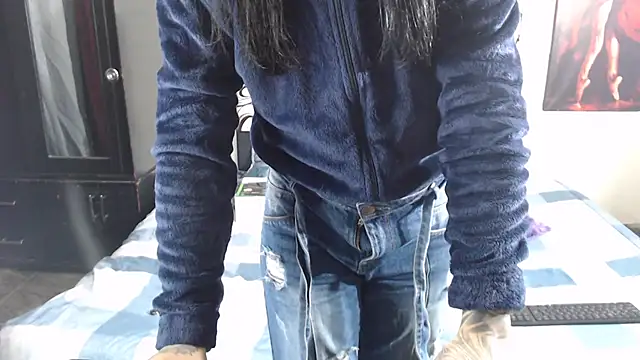 emma onassis 17 online show from November 2025 02:21:01 AM