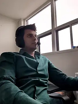 Cutekillerhunk online show from January 2026 07:08:01 PM