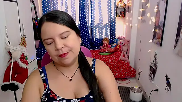 Snapshot of claryssa_ chatting on December 2024 07:56:01 PM claryssa online show from December 2024 07:56:01 PM