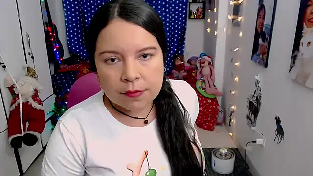 Snapshot of claryssa_ chatting on January 2025 11:07:02 PM claryssa online show from January 2025 11:07:02 PM