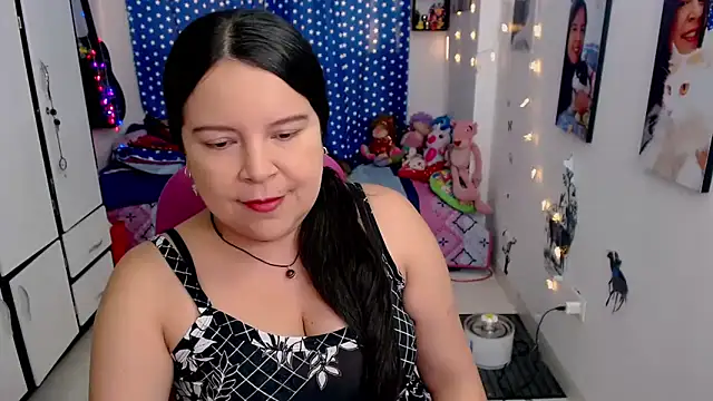 Snapshot of claryssa_ chatting on January 2025 10:22:02 PM claryssa online show from January 2025 10:22:02 PM