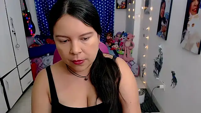 Snapshot of claryssa_ chatting on January 2025 11:16:01 PM claryssa online show from January 2025 11:16:01 PM