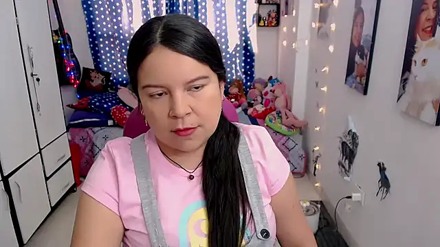 Snapshot of claryssa_ chatting on January 2025 08:44:01 PM claryssa online show from January 2025 08:44:01 PM