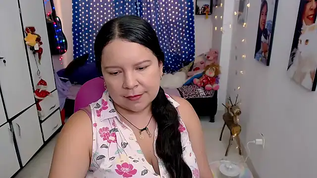 claryssa  online show from February 2026 08:02:01 PM