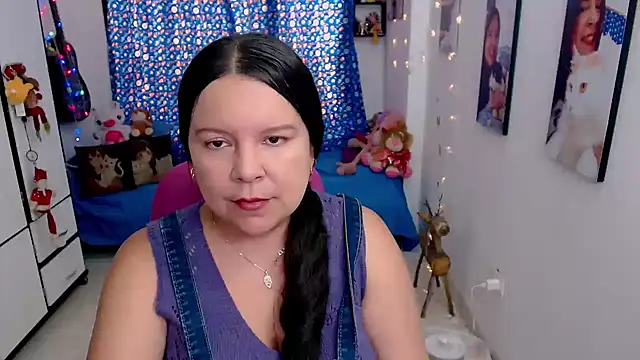 claryssa  online show from February 2026 06:53:01 PM