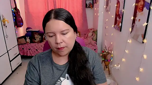 claryssa  online show from May 2026 08:25:01 PM