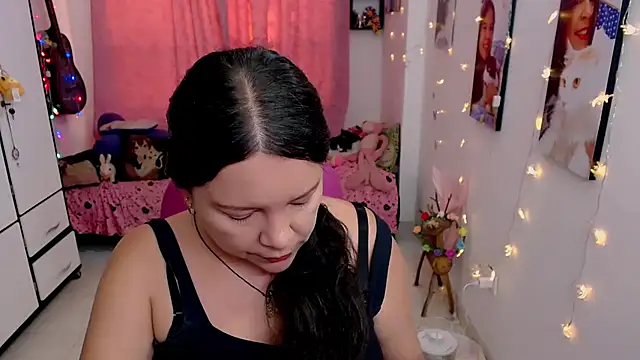 claryssa  online show from May 2026 10:28:01 PM