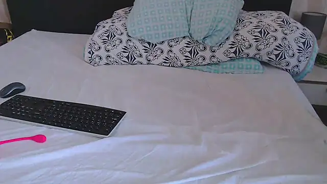 Snapshot of legalyblond chatting on March 2026 10:08:02 AM legalyblond online show from March 2026 10:08:02 AM